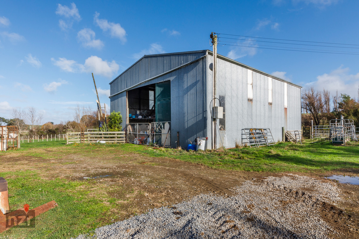 PRIVATE HOME, HUGE SHED, 35 ACRES