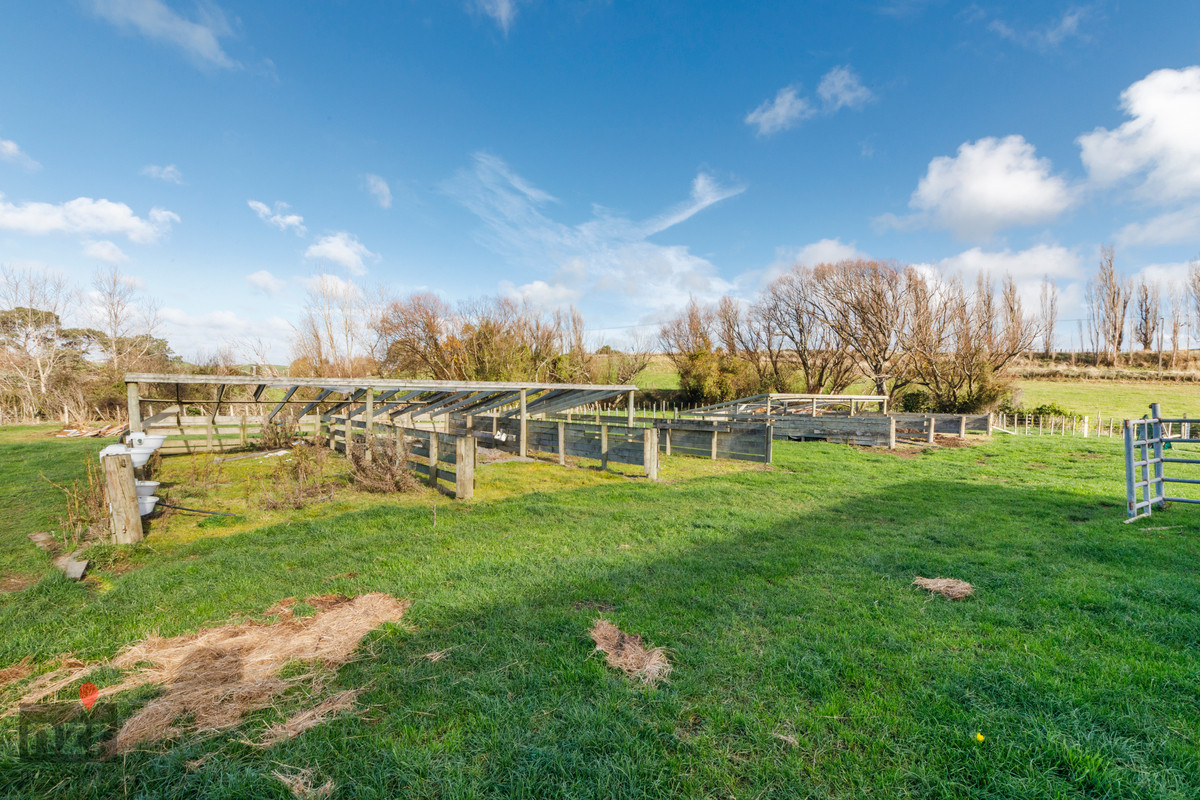 PRIVATE HOME, HUGE SHED, 35 ACRES