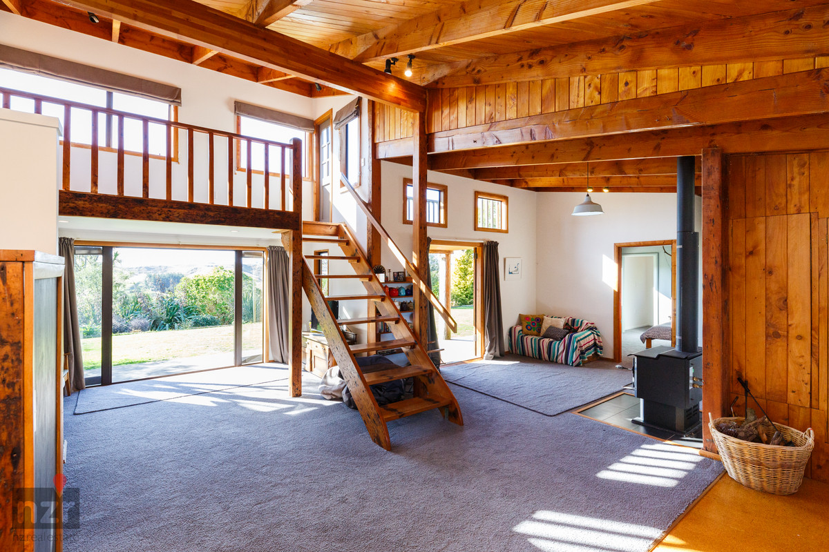 SPECIAL HOME WITH BIG VIEWS & SHEDS