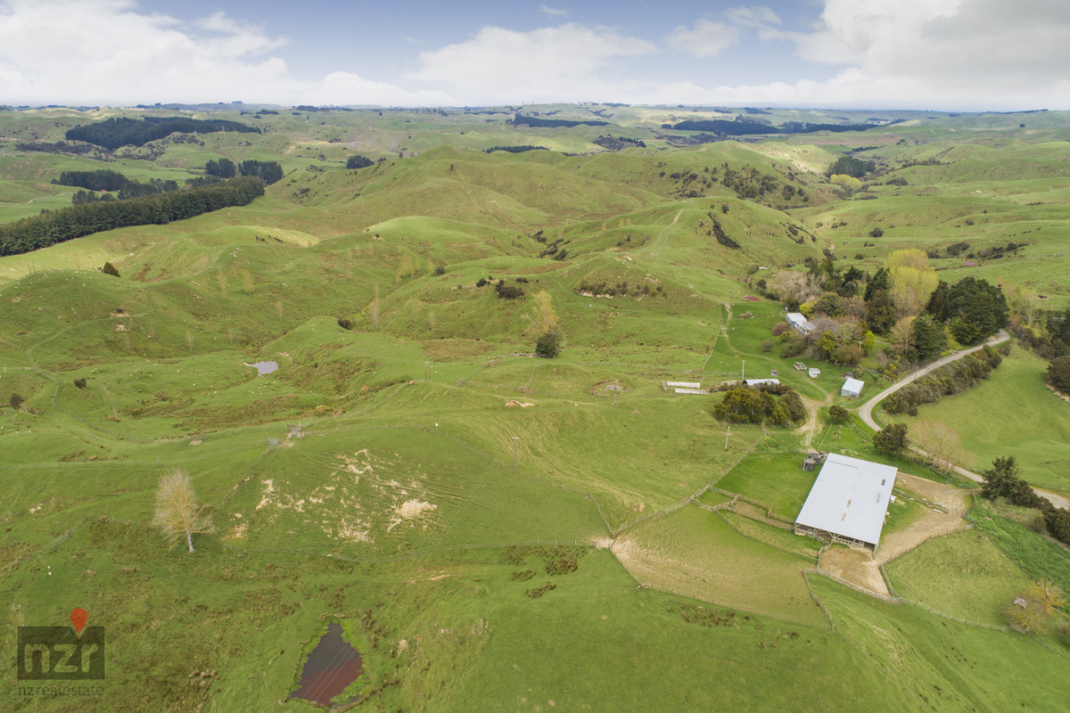 ROBUST MANAWATU HILL COUNTRY WITH DIVERSITY- 335HA