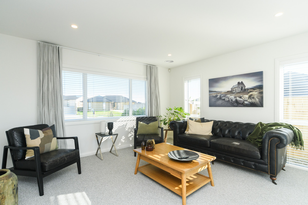 Executive Living – Exceptional Opportunity