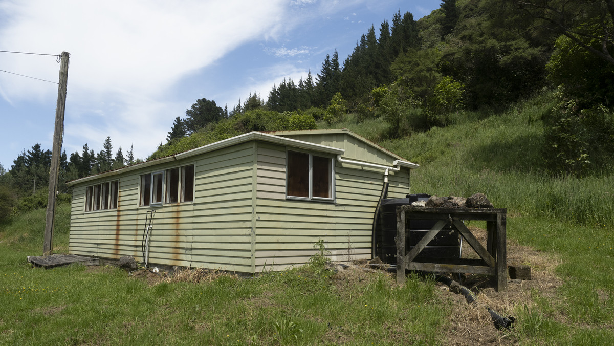 River View Bush Haven Within Easy Commute