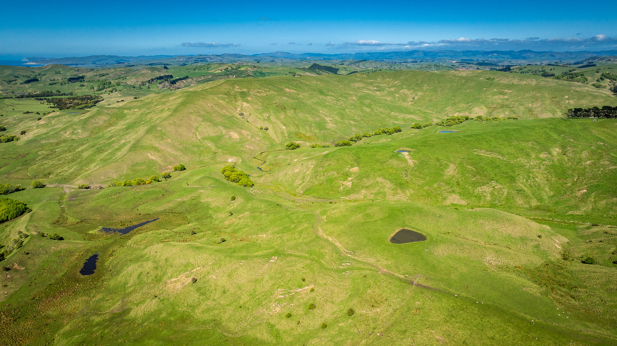 Motere Station - Significant scale & well located.