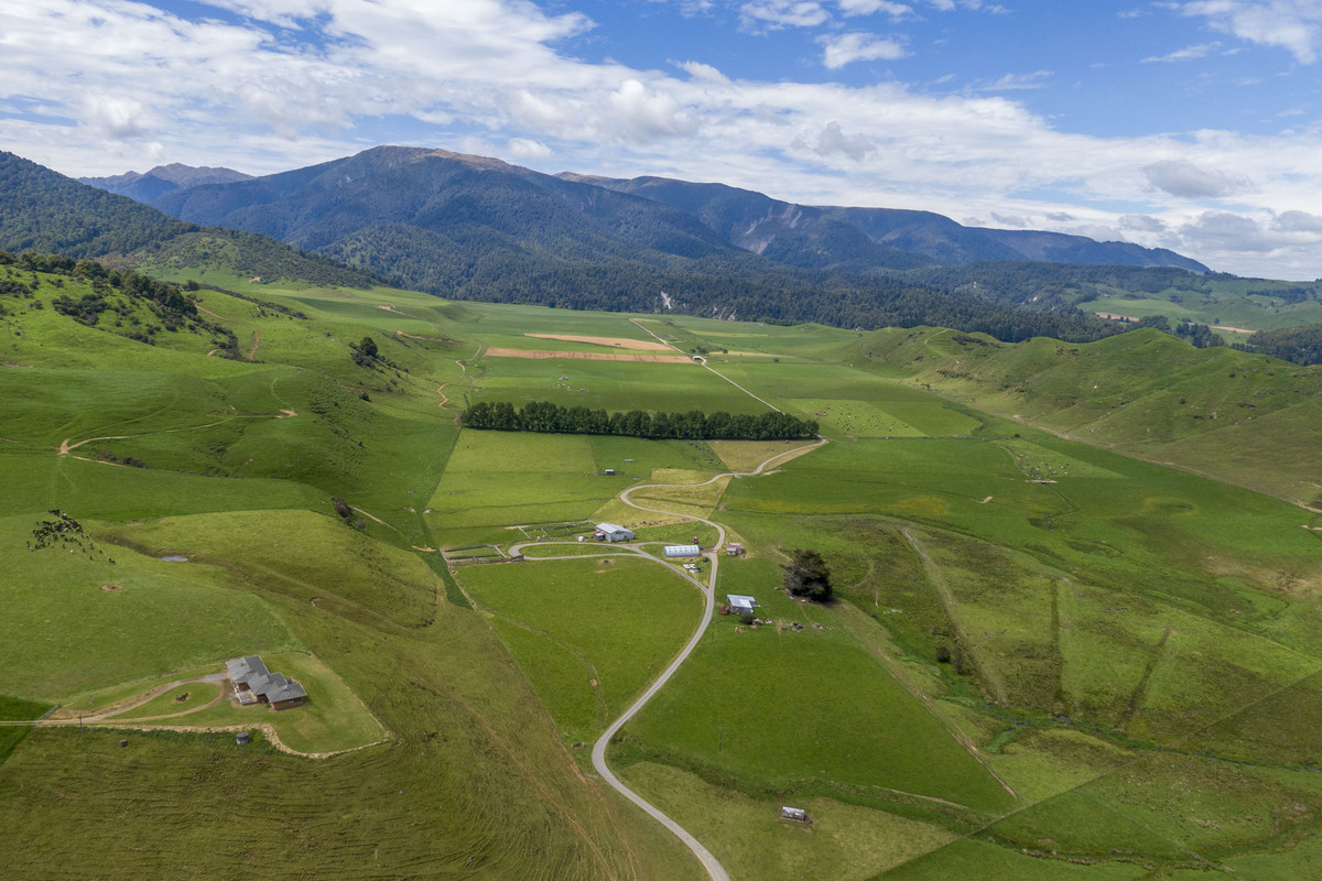 Kohunui - Stunning Country With Quality Soils
