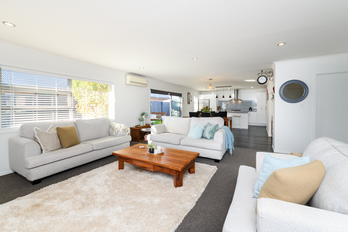 Top Location & Priced to Sell!