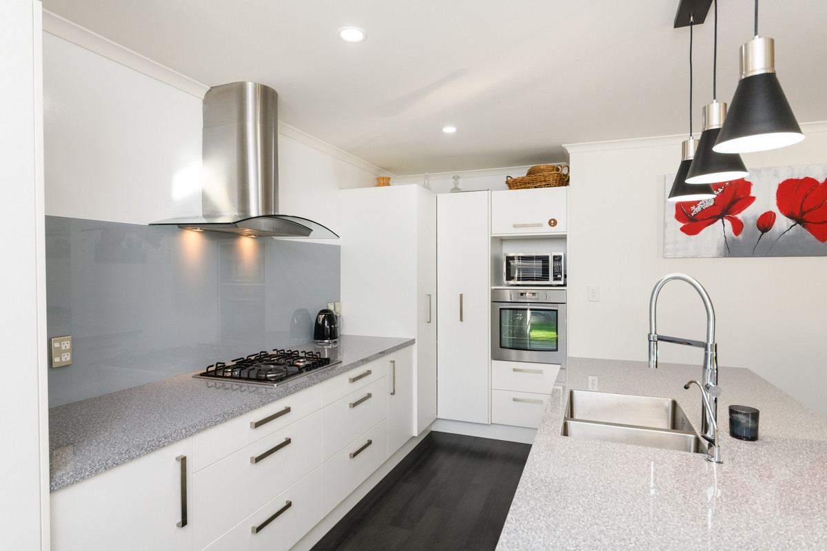 Top Location & Priced to Sell!