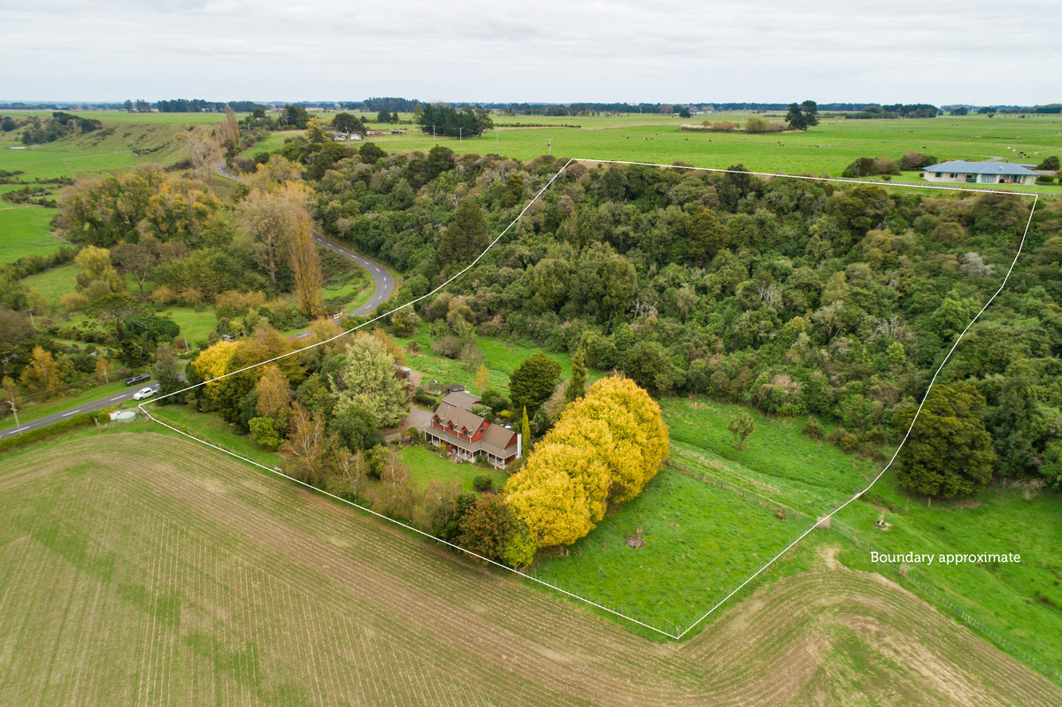 Bush Clad Haven With Sheds - 2.1 ha