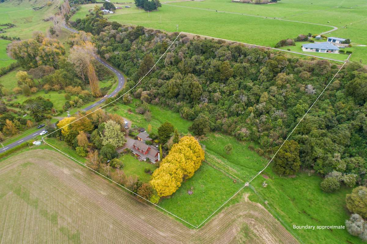 Bush Clad Haven With Sheds - 2.1 ha