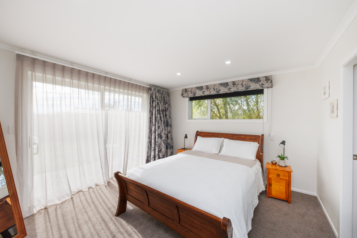 Private & Spacious Family Home