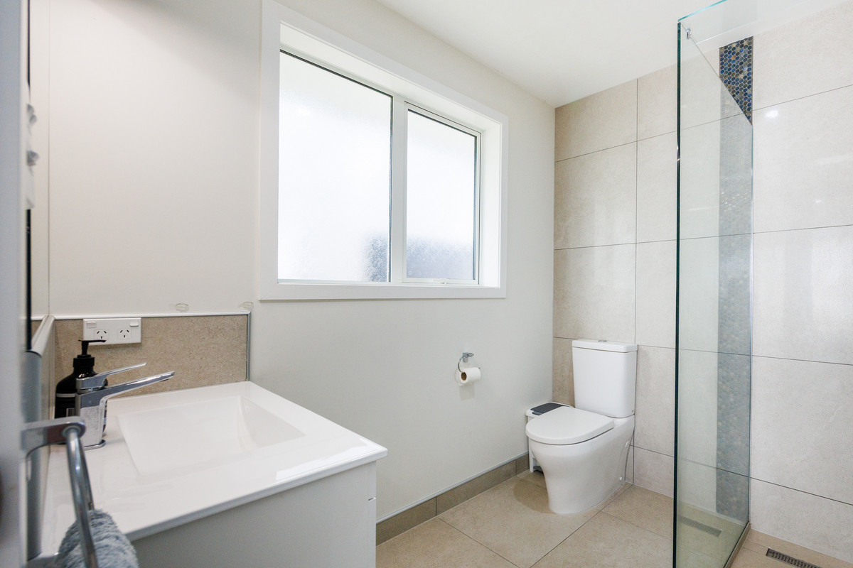 Private & Spacious Family Home