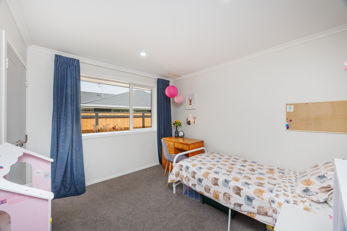 Private & Spacious Family Home