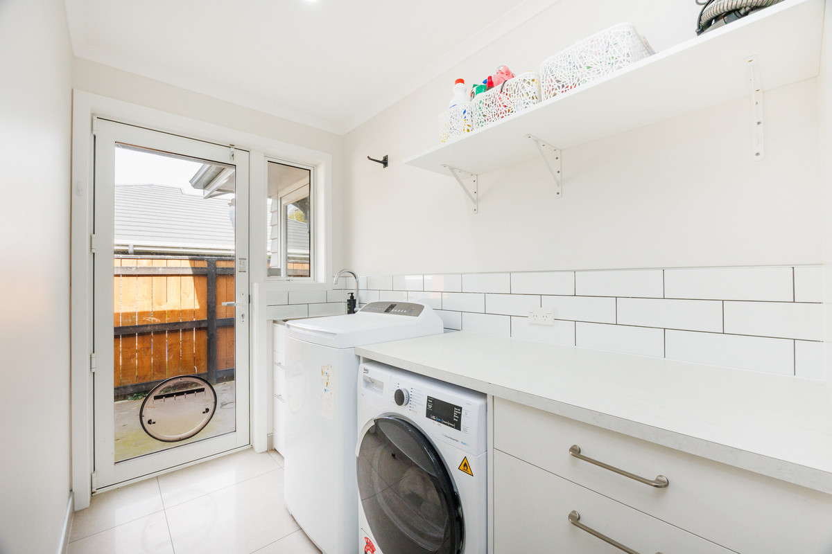Private & Spacious Family Home