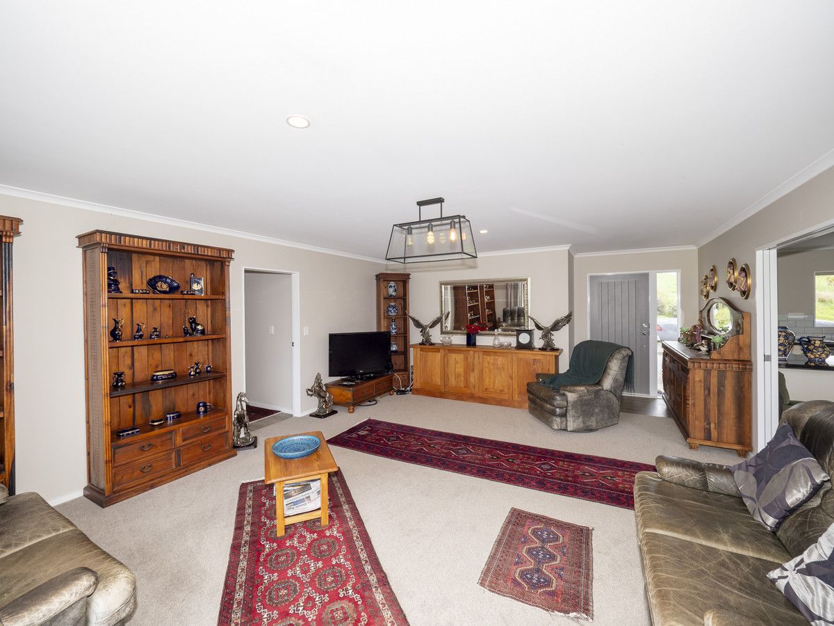 “Lady on the Lake” – Little Hills