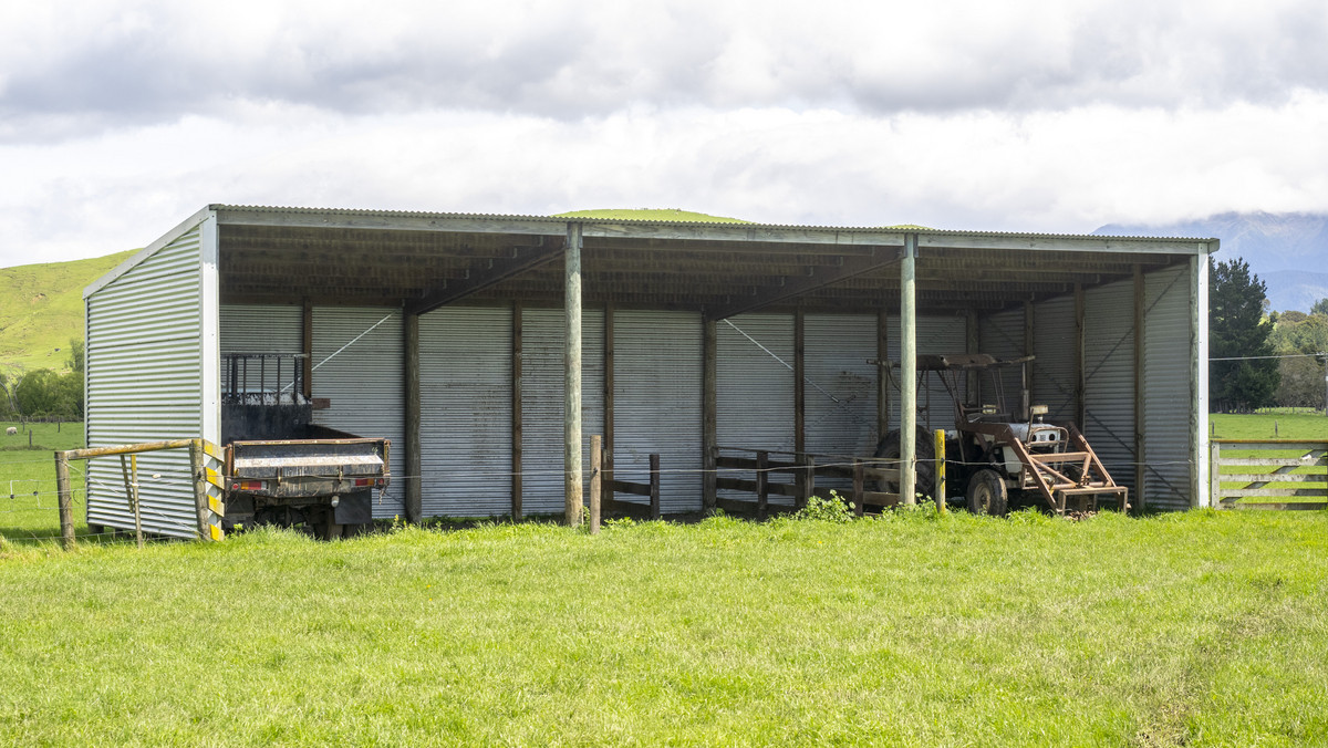 Versatile 44.8ha - 2 Titles, Great Location