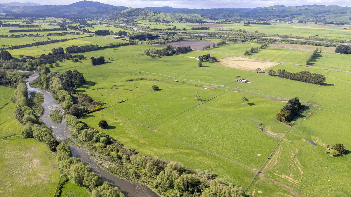 Versatile 44.8ha - 2 Titles, Great Location