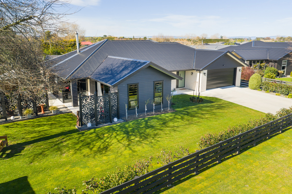 Striking And Spacious!