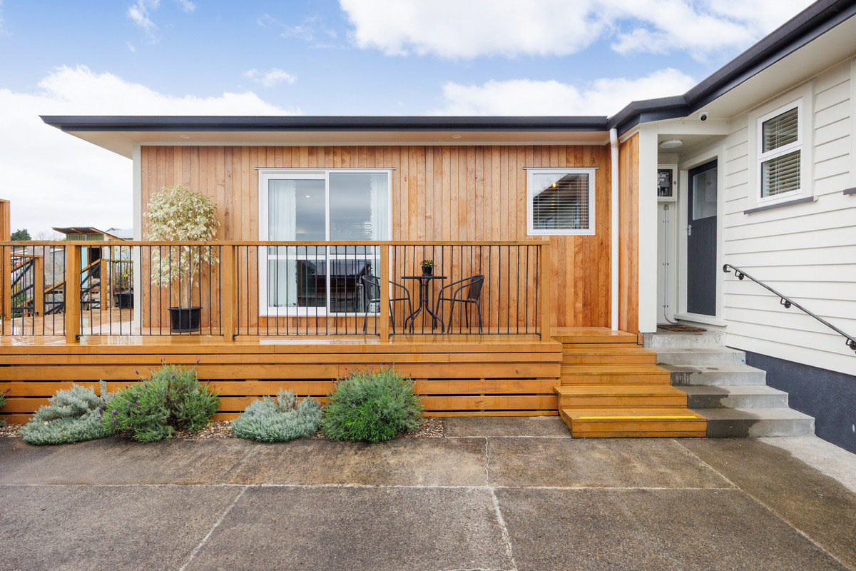 Renovated, Extended & Family Ready