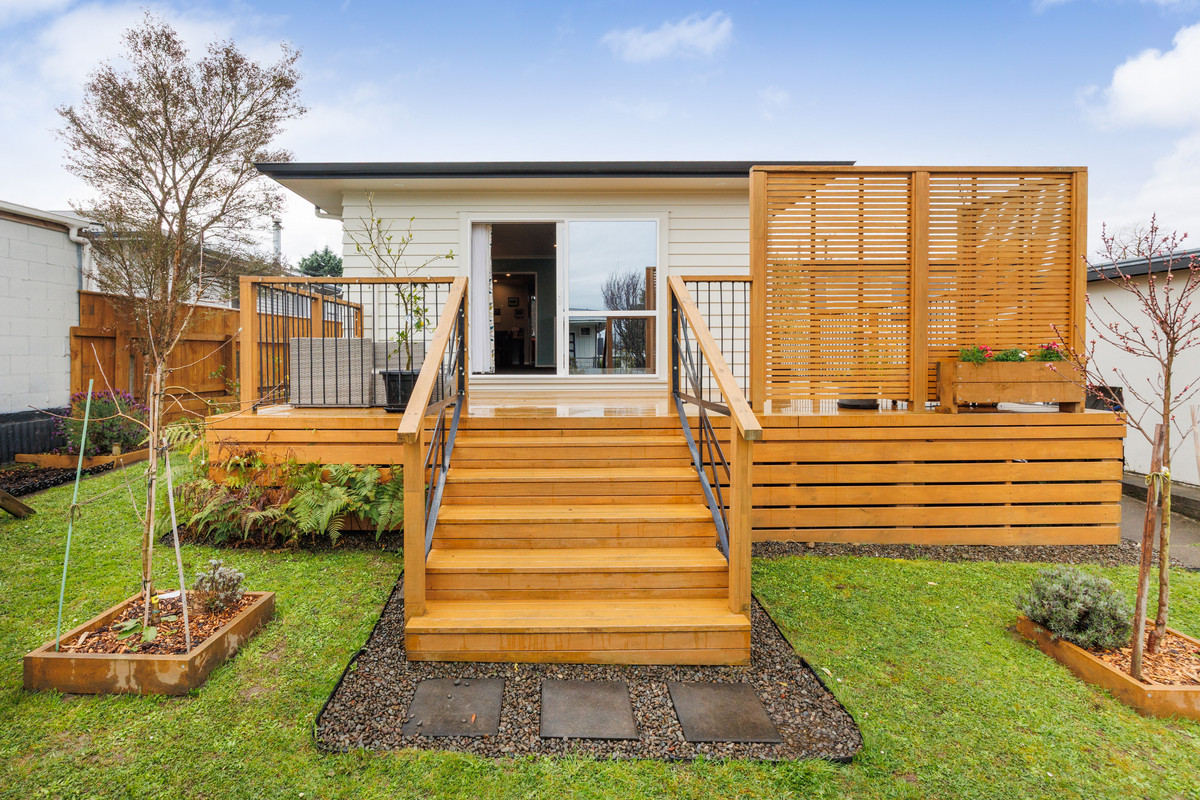 Renovated, Extended & Family Ready