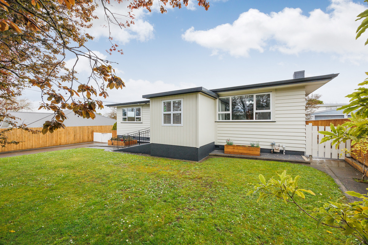 Renovated, Extended & Family Ready