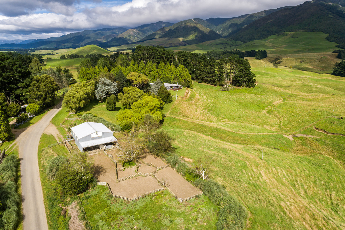 98 Acres, modernised home, views, Infrastructure.