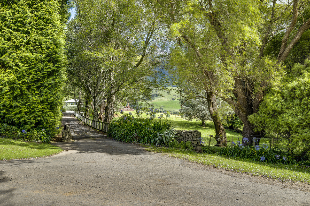 98 Acres, modernised home, views, Infrastructure.