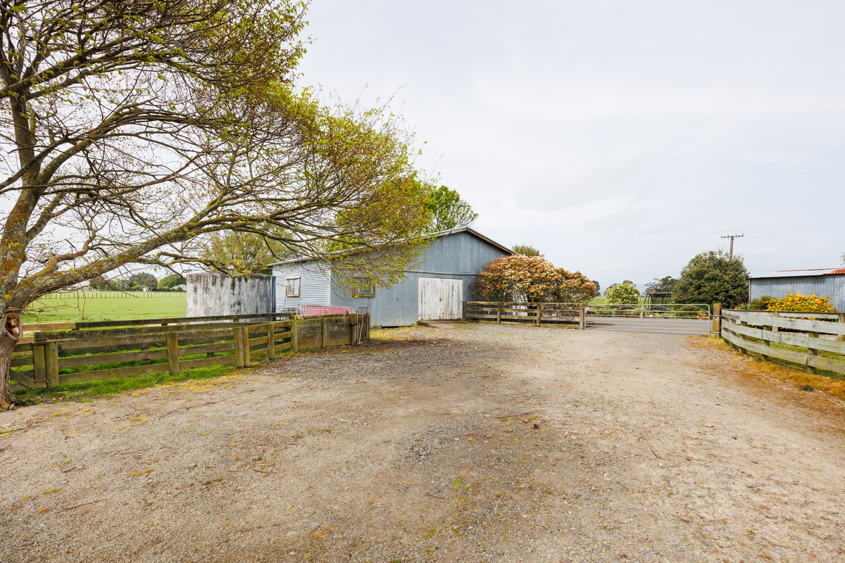 Modernised Country Living On 4ha