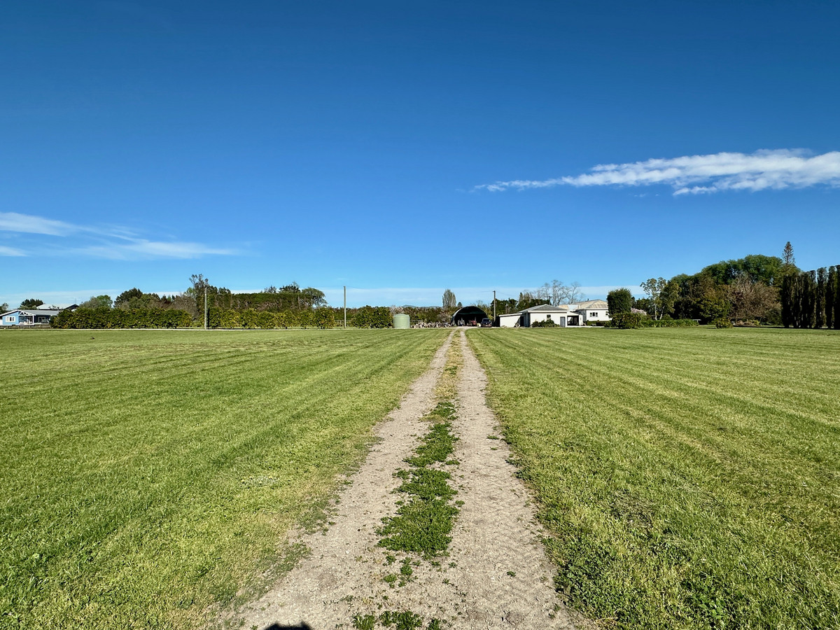 Rural lifestyle, City living