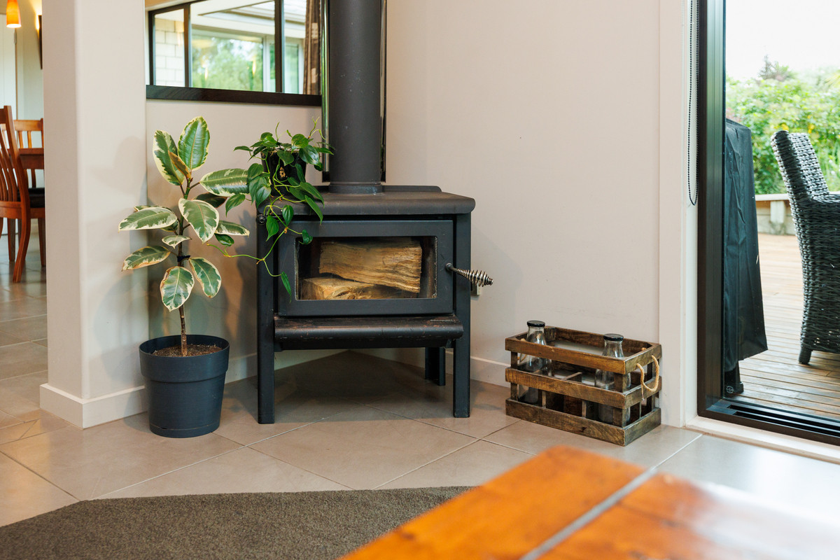 More Room & Privacy On 1.04ha