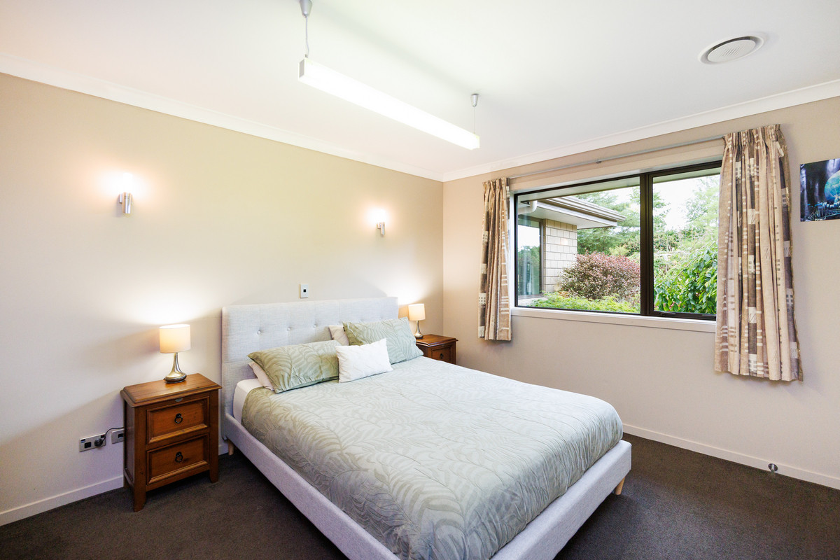 More Room & Privacy On 1.04ha