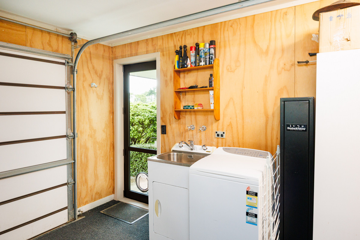 More Room & Privacy On 1.04ha