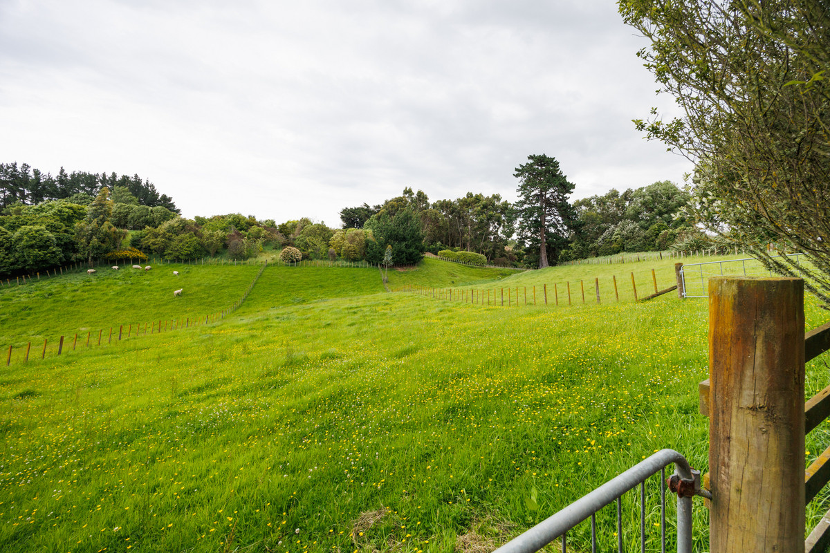 More Room & Privacy On 1.04ha