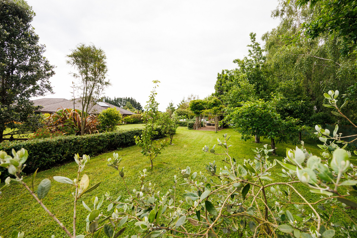 More Room & Privacy On 1.04ha