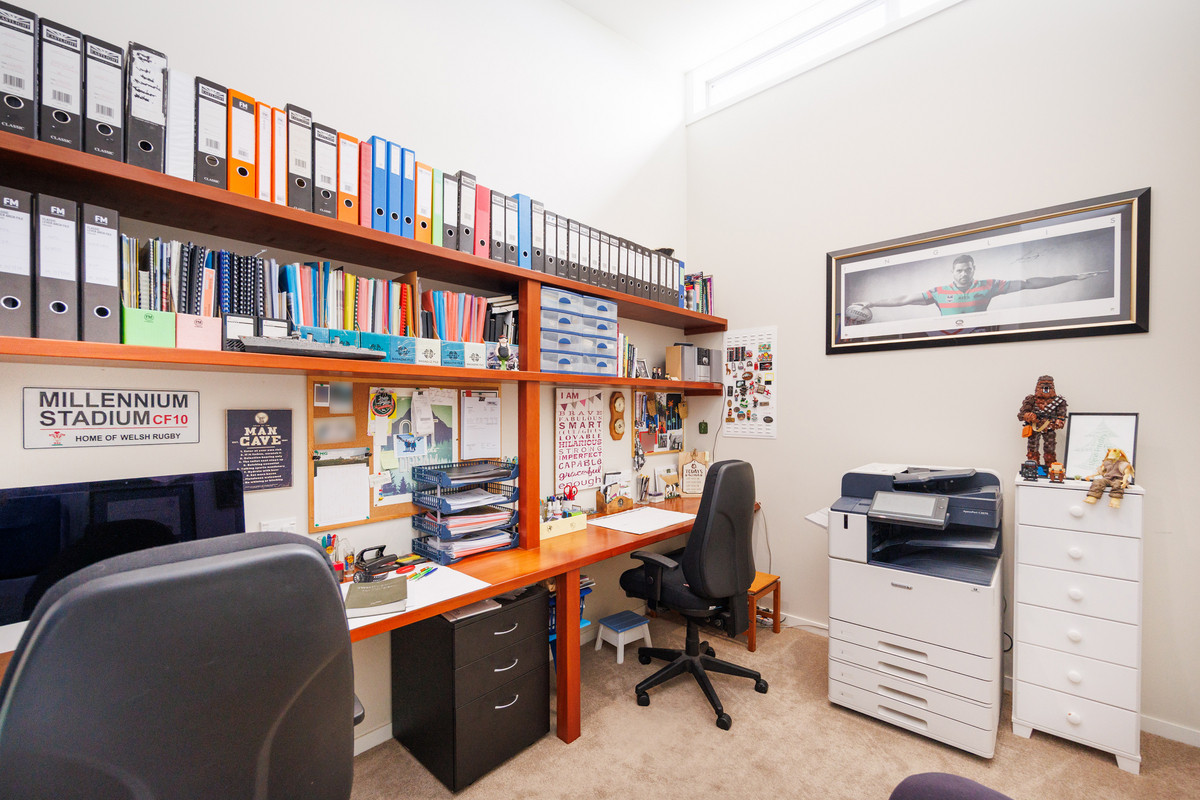 Stunning Modern Lifestyle + Cottage