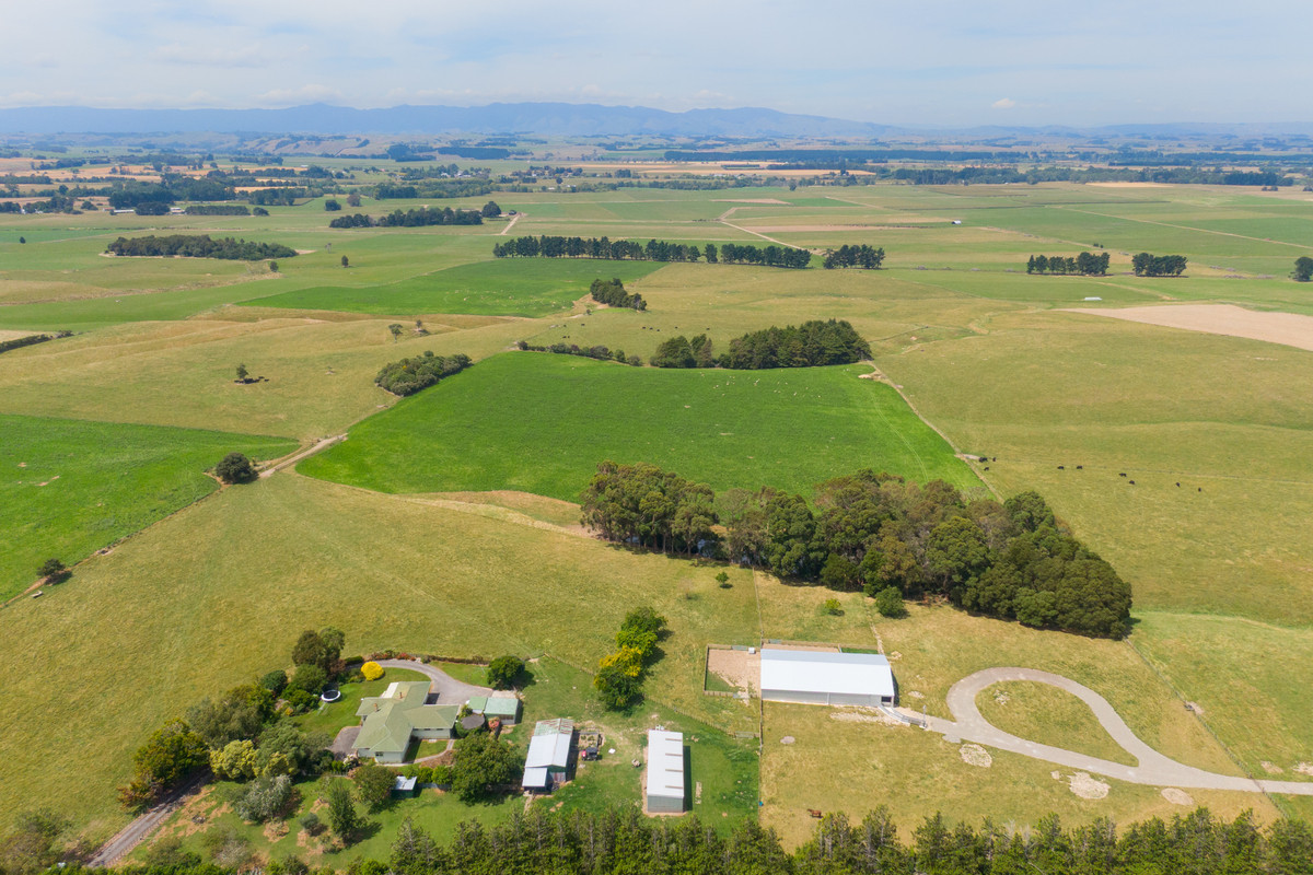 Attractive Finishing Property With Panoramic Views - 75.4 Hectares