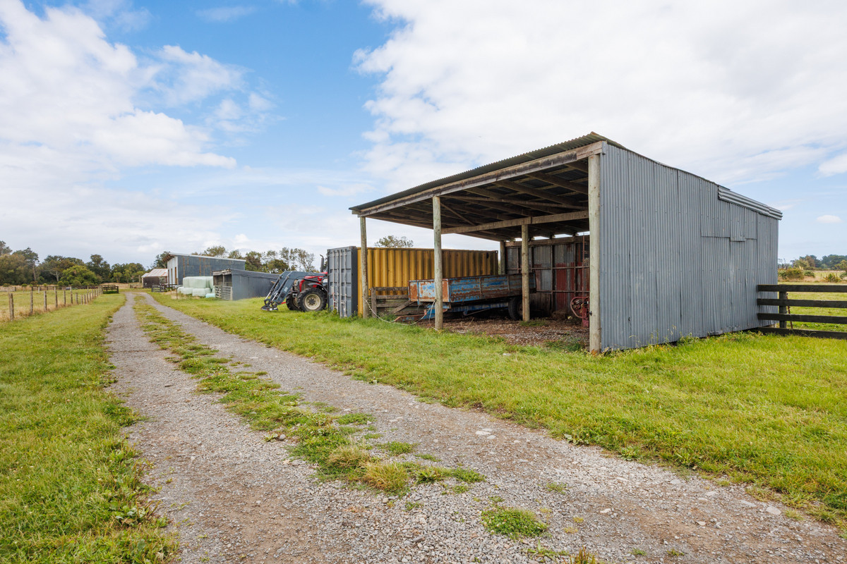 Well Set Up For Cattle With Private Home That Overlooks It All!