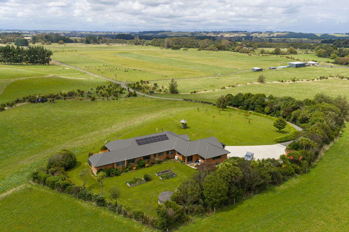 Well Set Up For Cattle With Private Home That Overlooks It All!