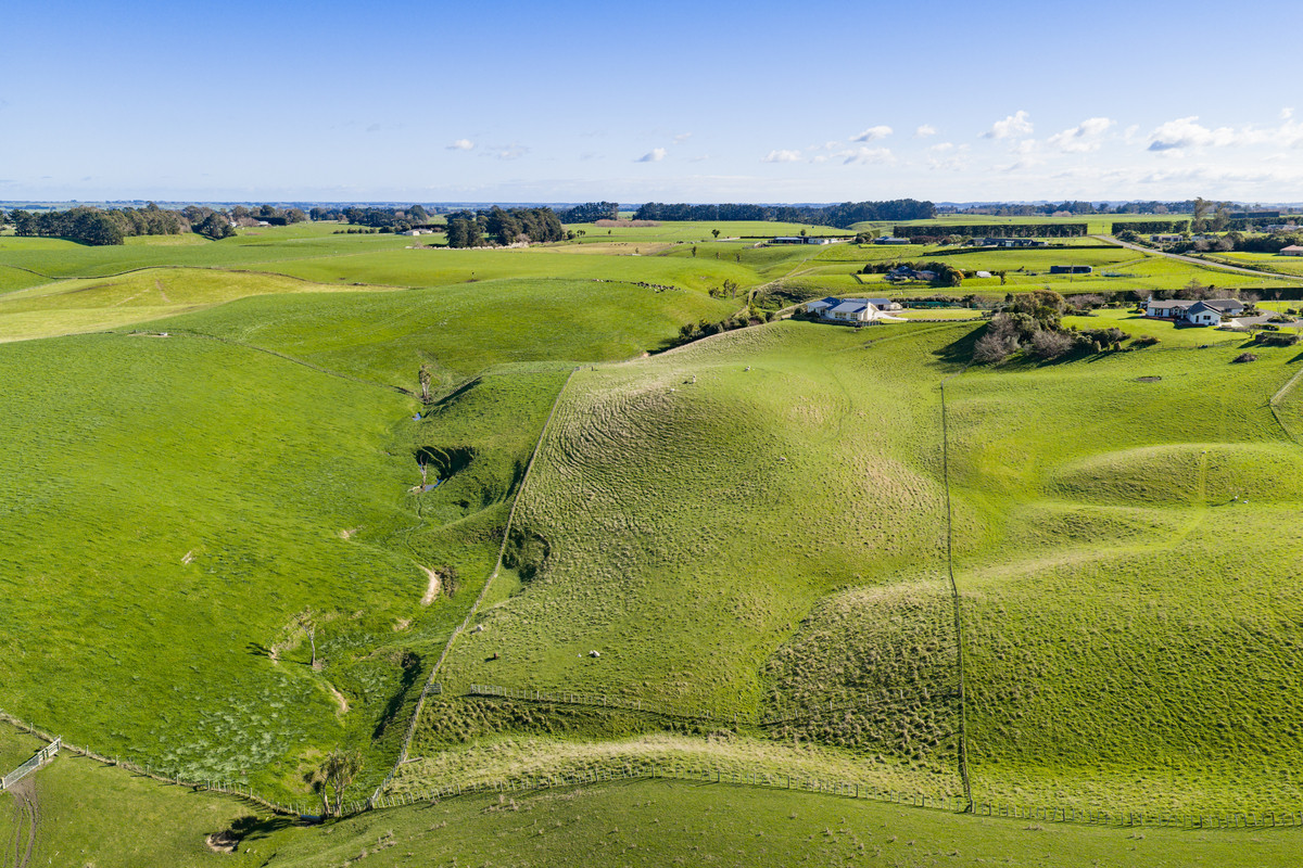 Panoramic Views & Sustainable Living