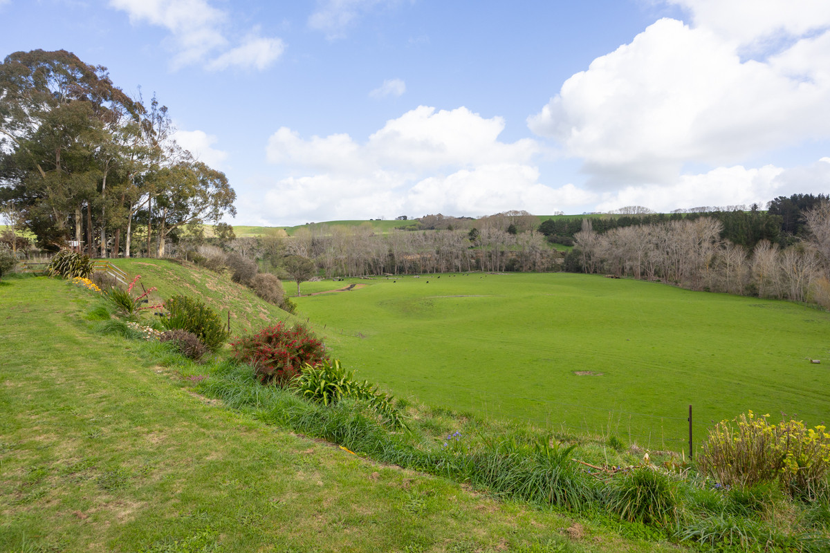 Picturesque With Alluvial Soils - 33.1 hectares